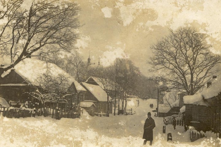 Platelių miestelis su daug sniego 1924 m.