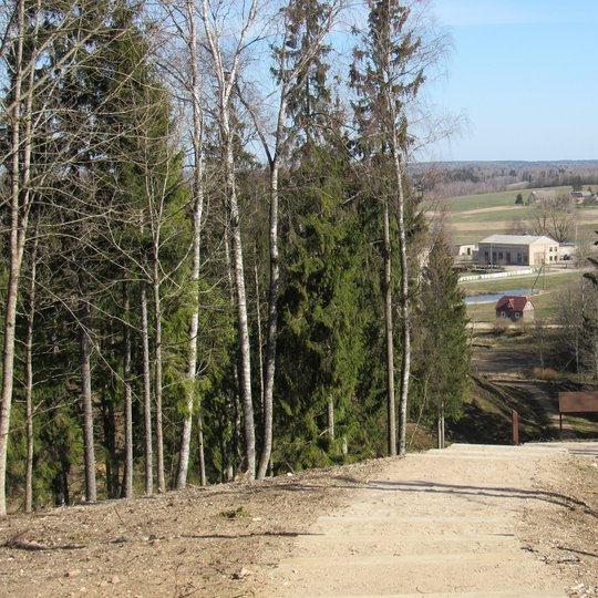 Gegrėnų piliakalnių takas