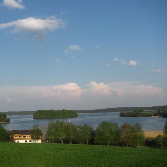 Plateliu-ez.-is-apzv.-aiksteles.-K.Narkutes-Beniusienes-n.jpg