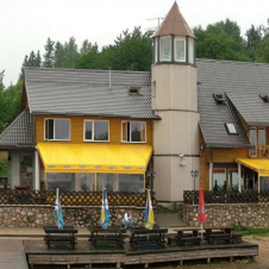 Jachtu-klubo-ponorama.-Is-asm.-arch-min.jpg