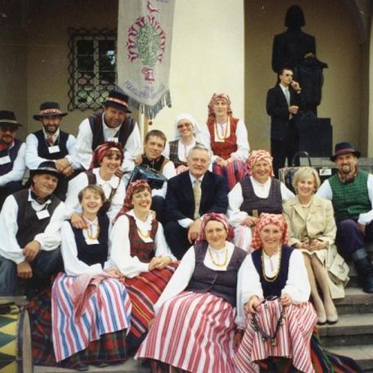 Folkloro ansamblio "Platelee" kolektyvo nuotrauka