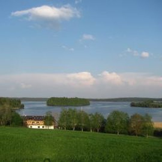 Vaizdas-is-Plateliu-ezero-apzvalgos-aiksteles.jpg